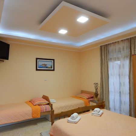 Apartments Klakor Tivat Habitación foto